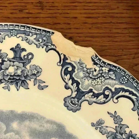 Johnson Brothers Old Britain Castles Blarney Castle 2 two plates with chips - Picture 8 of 9